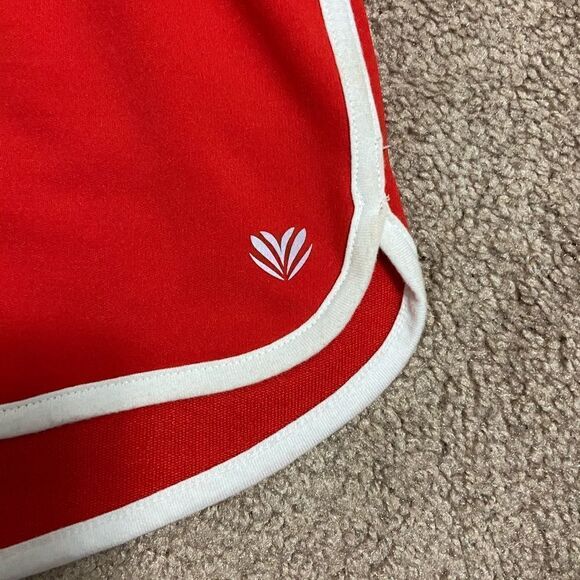 Forever 21 Red Leisure Shorts - Picture 2 of 3